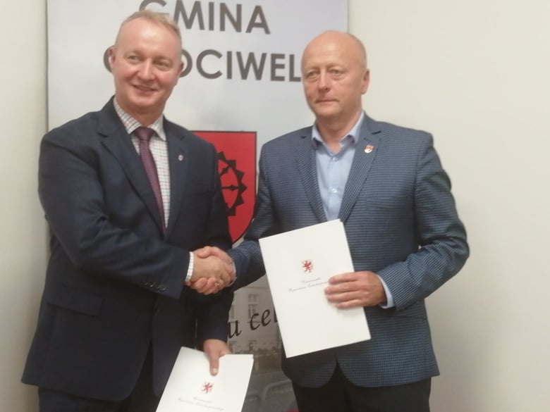 Podpisanie umowy na budowę świetlicy w Lisowie 